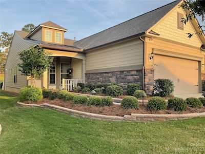 728 Birchway Dr Fort Mill, SC 29715