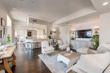 411 W 7th Street #902 Fort Worth, TX 76102