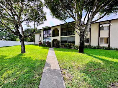 3623 La Playas Court #D-1 Greenacres, FL 33463