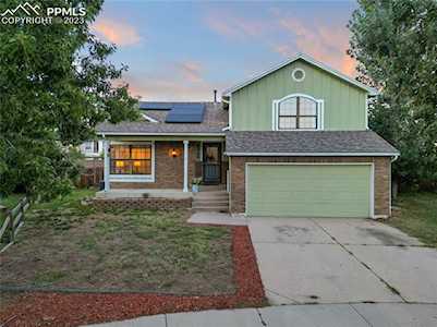 4348 Neal Court Colorado Springs, CO 80916