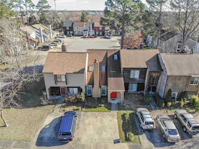 4404 Silverleaf Dr Virginia Beach, VA 23462