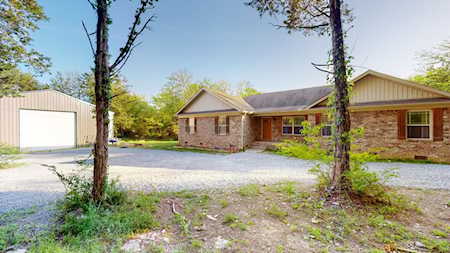 22 Warden Rd Fayetteville, TN 37334