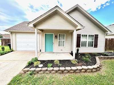 2618 Hawk Eye Ct Murfreesboro, TN 37128