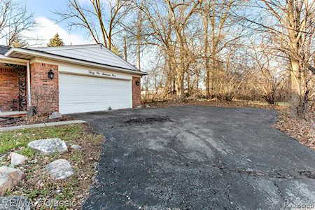 31009 Heritage Hills Dr Farmington Hills, MI 48331