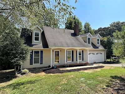 935 Brightmoor Dr Matthews, NC 28105