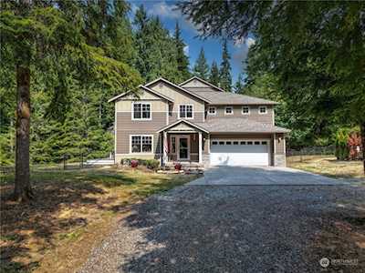 22427 45th Place NE Granite Falls, WA 98252