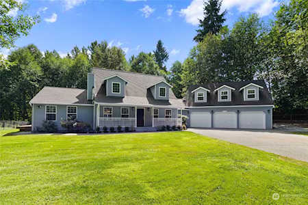 8520 180th St SE Clearview, WA 98296