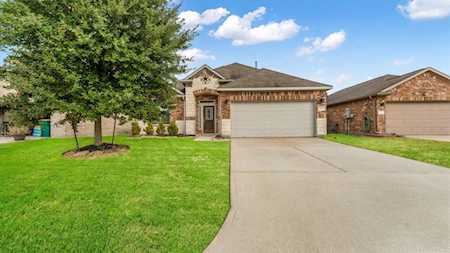 10219 Red Tamarack Ln Tomball, TX 77375