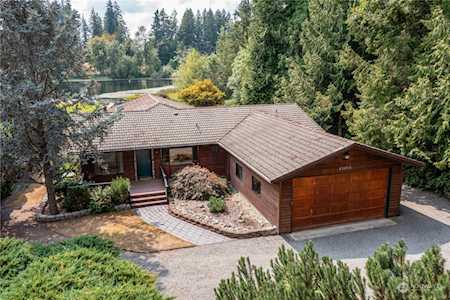 33025 E Lake Holm Dr SE Auburn, WA 98092