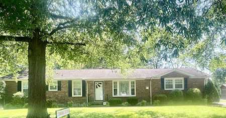 203 Southburn Dr Hendersonville, TN 37075