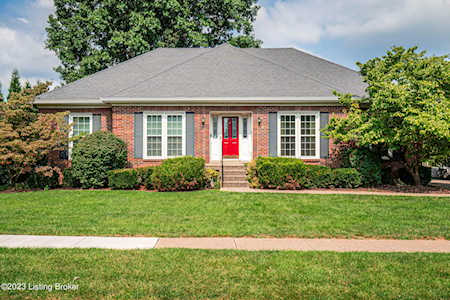 8203 Regency Woods Way Louisville, KY 40220
