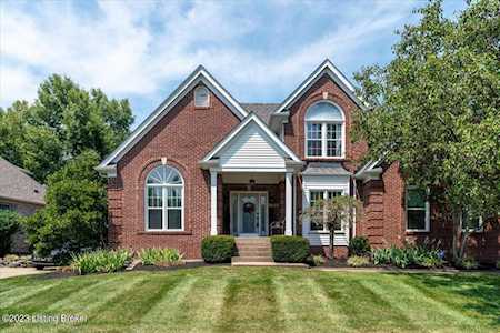 1312 Crosstimbers Dr Louisville, KY 40245
