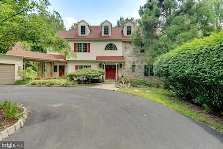 12 Ardmoor Ln Chadds Ford, PA 19317