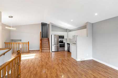 95 Martin Crossing Close NE Calgary, AB T3J 3S2