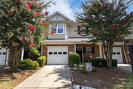 5309 Waverly Lynn Ln Charlotte, NC 28269