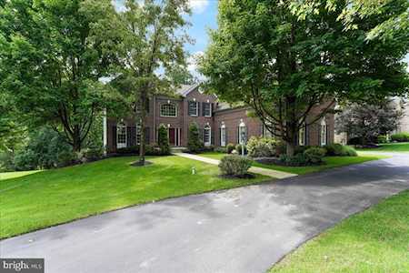 125 Shelbourne Ln Phoenixville, PA 19460