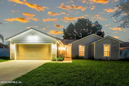 1443 Rose Hill DR W Jacksonville, FL 32221