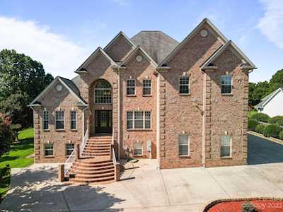 109 Dabbling Duck Circle Mooresville, NC 28117
