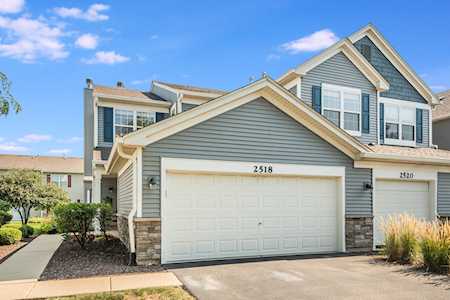 2518 Golf Ridge Circle #2518 Naperville, IL 60563