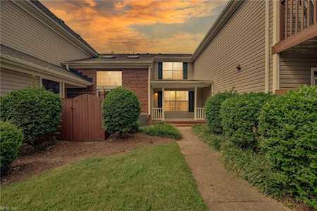 2100 Willow Point Arch Chesapeake, VA 23320