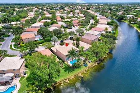 5017 NW 121st Drive Coral Springs, FL 33076