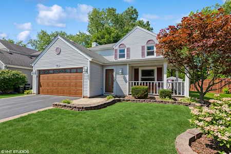 2591 Brunswick Circle Woodridge, IL 60517