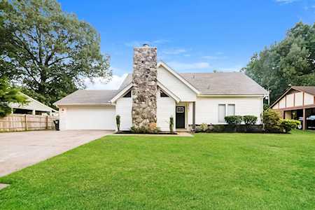 5383 Fieldcrest Ave Memphis, TN 38134