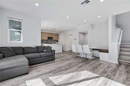 2878 N Glassell St Orange, CA 92865