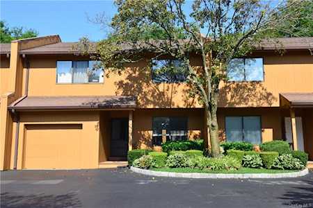 200 California Rd #17 Bronxville, NY 10708
