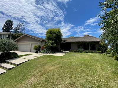 16557 Park Lane Dr Los Angeles, CA 90049