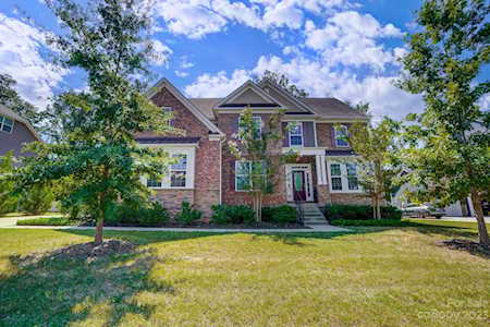 1927 Chatooka Ln Waxhaw, NC 28173