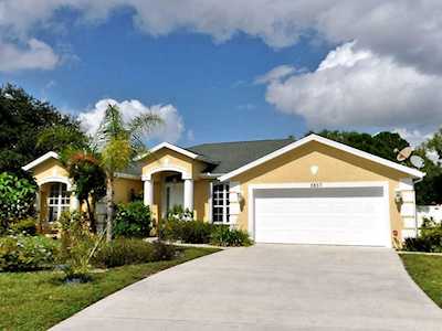 5857 NW Dunmore Avenue Port St Lucie, FL 34986