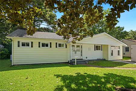 8312 Millard St Norfolk, VA 23518