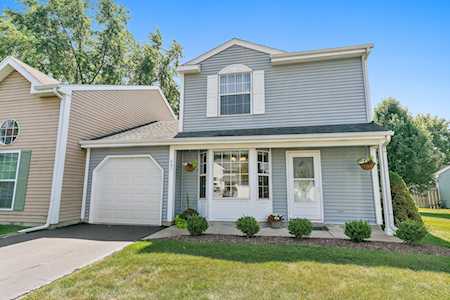 687 Brittany Ln Island Lake, IL 60042