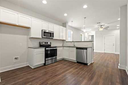 1509 Roseburg DR Austin, TX 78754