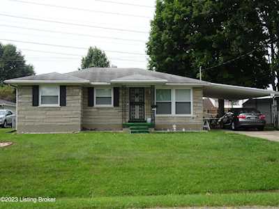 2424 Paddock Ln Louisville, KY 40216