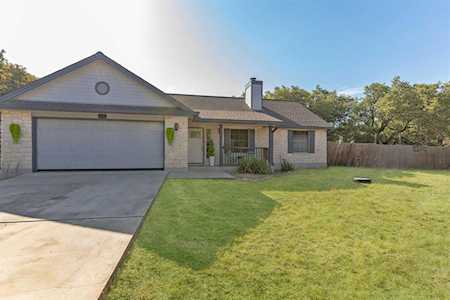 607 S Cowal DR Spicewood, TX 78669