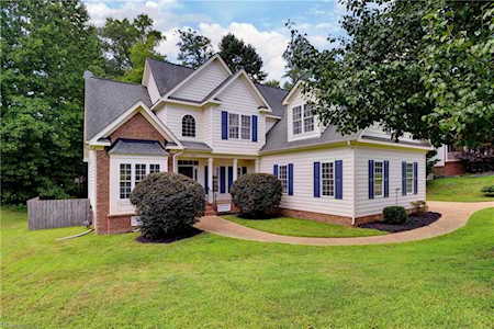 3674 Bridgewater Dr Williamsburg, VA 23188