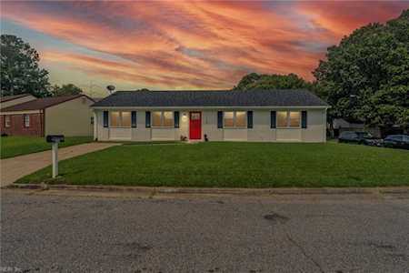 2928 Dubois Place Virginia Beach, VA 23453