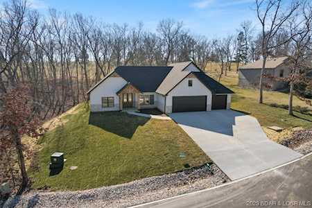 469 Palmer Dr Lake Ozark, MO 65049
