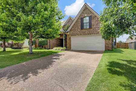 3501 Valley Chase Ln Bartlett, TN 38133