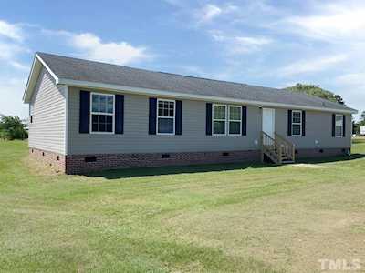 94 Artesian Spring Lane Dunn, NC 28334