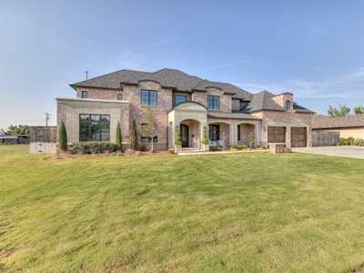 2621 Dorchester Dr Oklahoma City, OK 73120