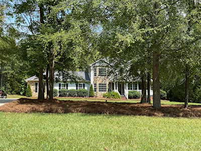 1845 Rock Hill Church Rd Matthews, NC 28104