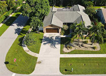 1499 SW 20th St Boca Raton, FL 33486