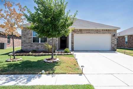 513 Swift Current Drive Crowley, TX 76036