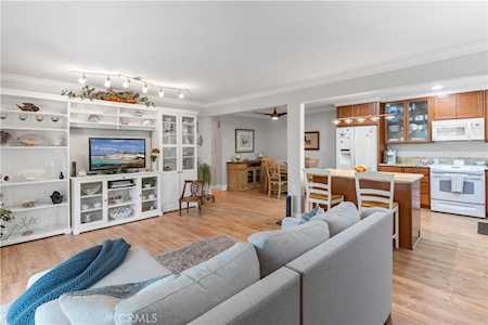 638 Avenida Sevilla #B Laguna Woods, CA 92637