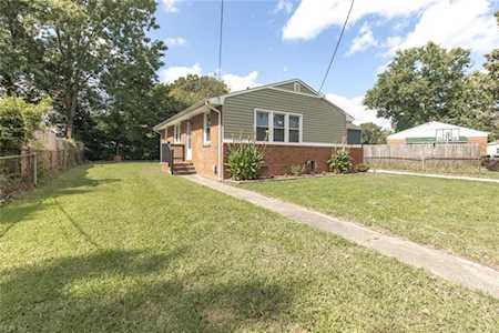 2802 Berkley Ave Chesapeake, VA 23325