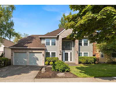 13104 Rogers RD Lake Oswego, OR 97035