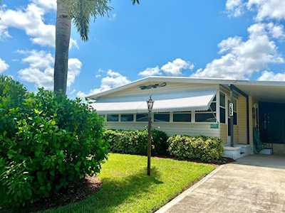 7696 SE Independence Avenue Hobe Sound, FL 33455